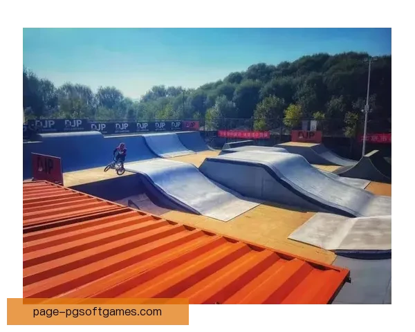 BMX赛事精彩回放：激情刹那燃速度