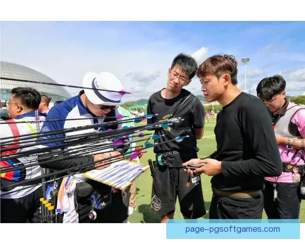 射箭邀请赛：射中靶心，挑战极限，赛场风云